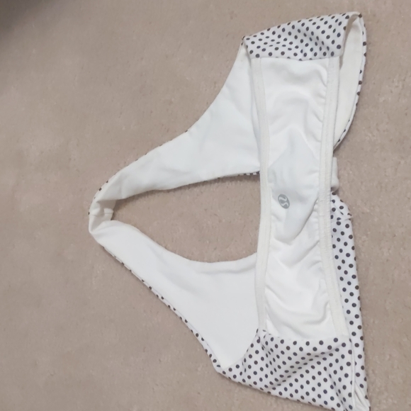 Lululemon polkadot halter sports bra - Picture 1 of 2